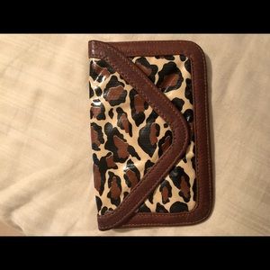 Consuela card holder